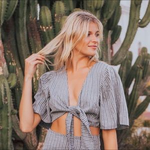 SOMEDAYS LOVIN | Tie Front Bra Crop Top